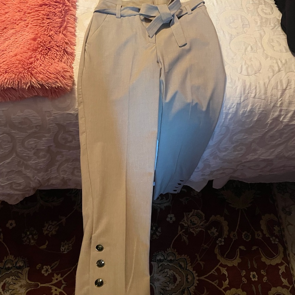 Beautiful NY&Company pants…. Slim ankle pants